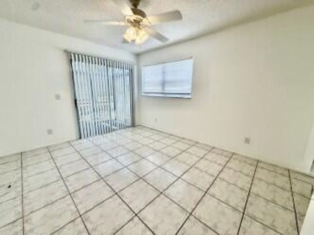 9 Lake Vista Trail 101, Port St. Lucie, FL 34952