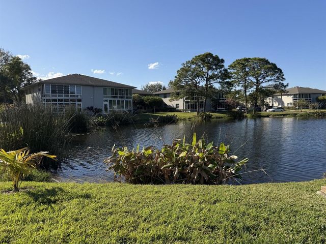 9 Lake Vista Trail 101, Port St. Lucie, FL 34952