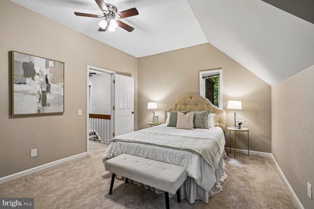 1537 PARK GLEN CT, Reston, VA 20190