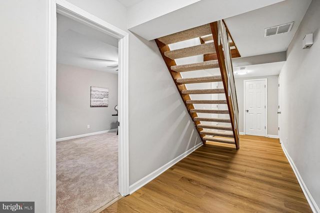 1537 PARK GLEN CT, Reston, VA 20190
