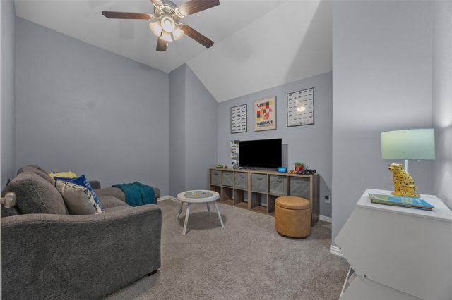 1012 Discovery Well DR, Liberty Hill, TX 78642