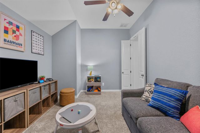 1012 Discovery Well DR, Liberty Hill, TX 78642