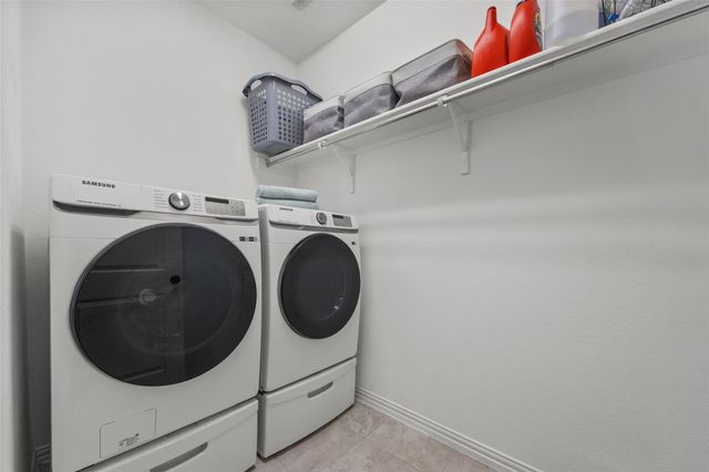 1012 Discovery Well DR, Liberty Hill, TX 78642