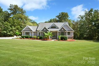 14832 Hus Mcginnis Road, Huntersville, NC 28078