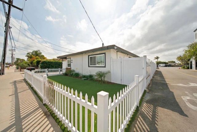 458 L Street 458-460, Chula Vista, CA 91911