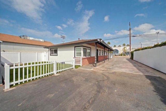 458 L Street 458-460, Chula Vista, CA 91911
