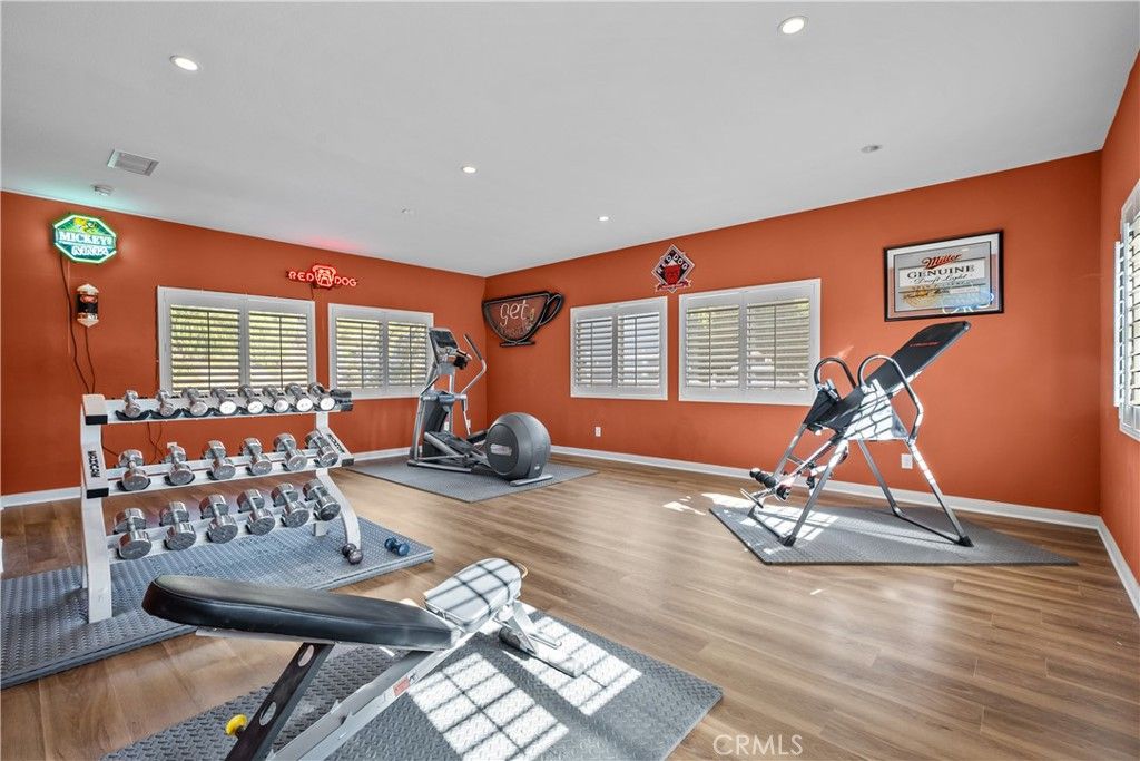 Image 40 of property listing at 15355 Michael Crest Drive, Canyon Country, CA 91387