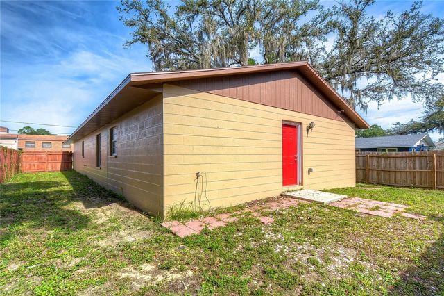5520 20TH STREET, Zephyrhills, FL 33542