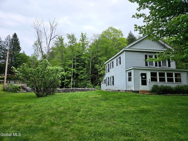 773 Plank Road, Poestenkill, NY 12018