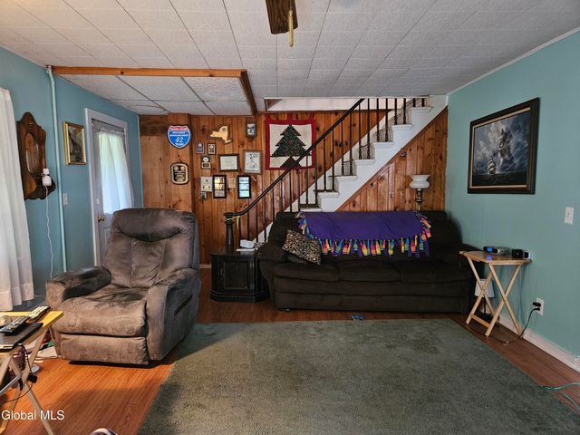 773 Plank Road, Poestenkill, NY 12018