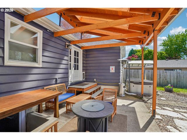 4515 Se 30TH Ave, Portland, OR 97202