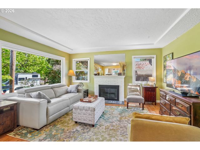 4515 Se 30TH Ave, Portland, OR 97202