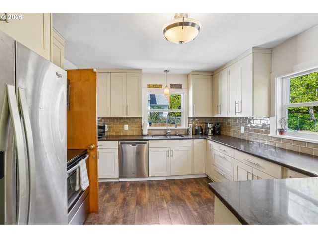 4515 Se 30TH Ave, Portland, OR 97202