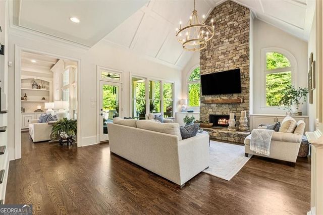 15889 Meadow King Court, Milton, GA 30004