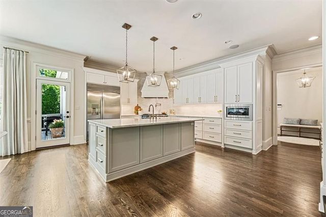 15889 Meadow King Court, Milton, GA 30004