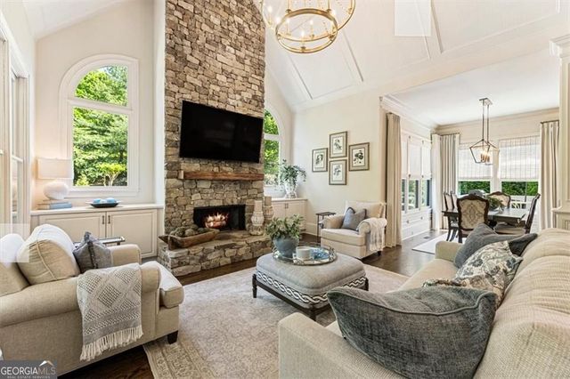 15889 Meadow King Court, Milton, GA 30004