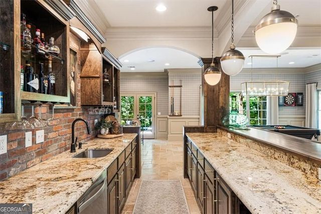 15889 Meadow King Court, Milton, GA 30004