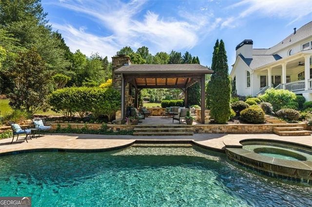 15889 Meadow King Court, Milton, GA 30004