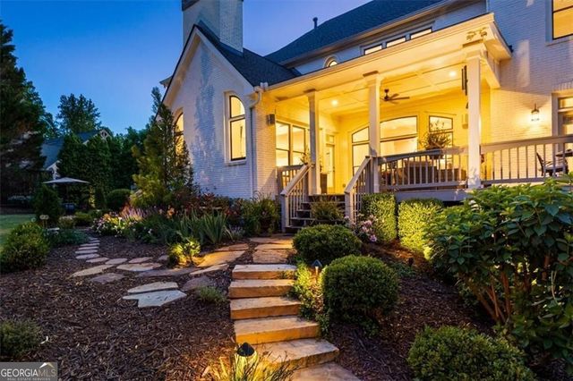 15889 Meadow King Court, Milton, GA 30004