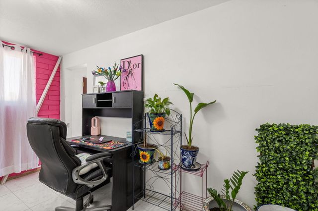 1837 Britt Street NE, Albuquerque, NM 87112