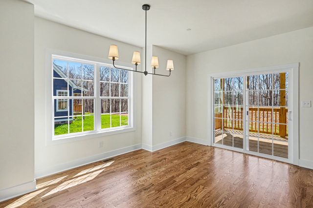 2031 Eagles Bluff Dr, Pleasant View, TN 37146