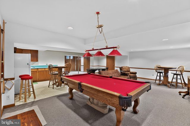 305 GROVE AVE, West Berlin, NJ 08091
