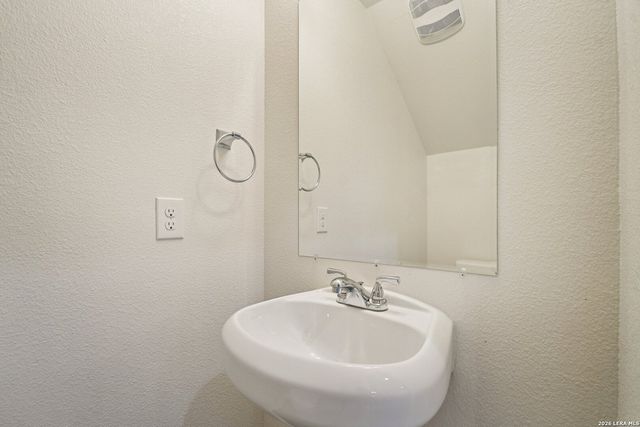 28 DEER RIDGE RD, Wimberley, TX 78676