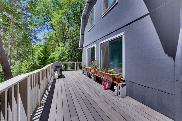 12002 Snowbourne Rd., Nevada City, CA 95959