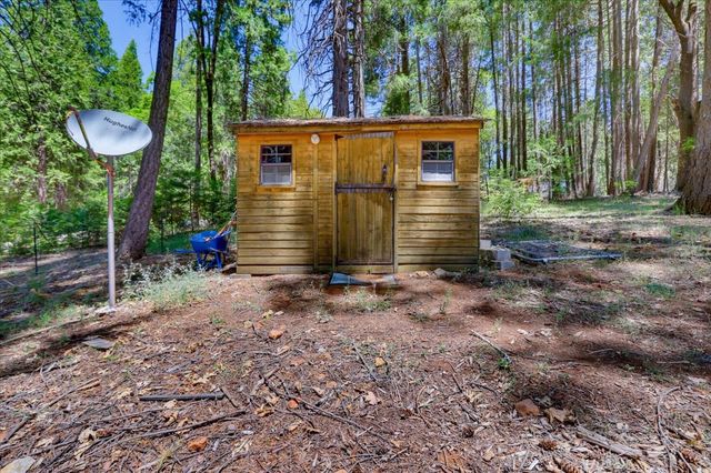 12002 Snowbourne Rd., Nevada City, CA 95959