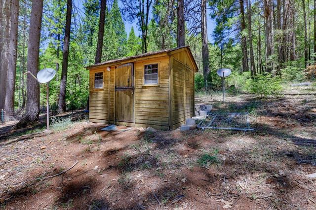 12002 Snowbourne Rd., Nevada City, CA 95959