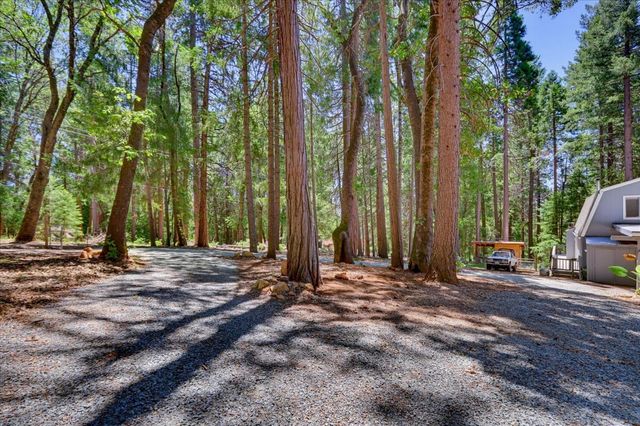 12002 Snowbourne Rd., Nevada City, CA 95959