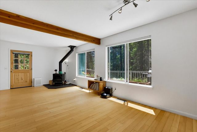 12002 Snowbourne Rd., Nevada City, CA 95959