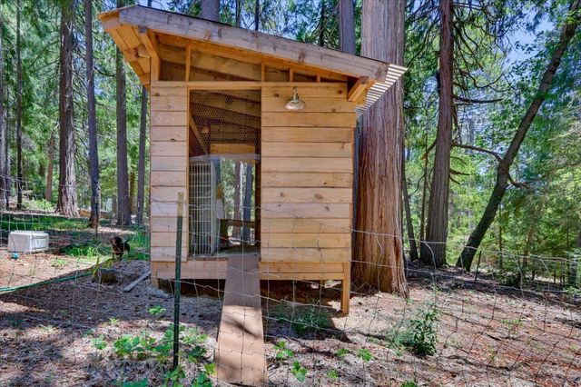 12002 Snowbourne Rd., Nevada City, CA 95959