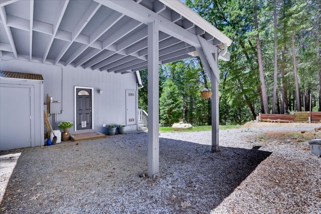 12002 Snowbourne Rd., Nevada City, CA 95959