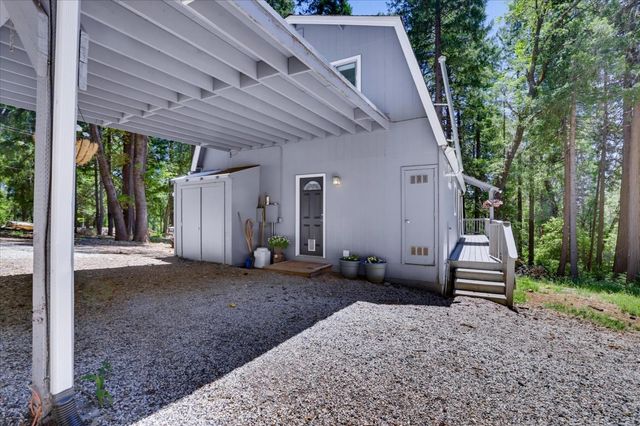 12002 Snowbourne Rd., Nevada City, CA 95959