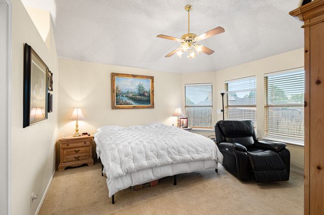 620 Troxell Boulevard, Rhome, TX 76078