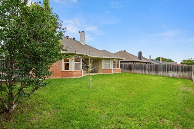 620 Troxell Boulevard, Rhome, TX 76078