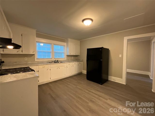 1034 Ridge Avenue, Gastonia, NC 28052