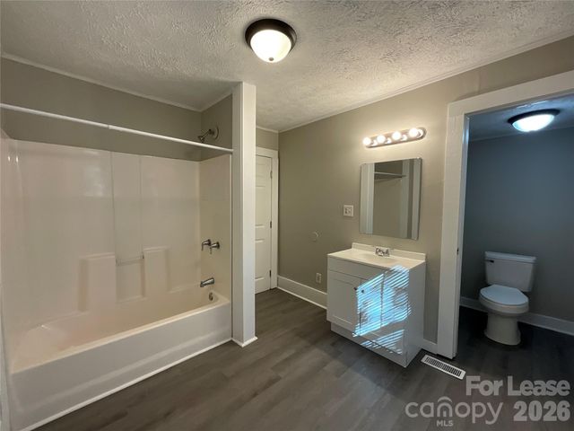 1034 Ridge Avenue, Gastonia, NC 28052
