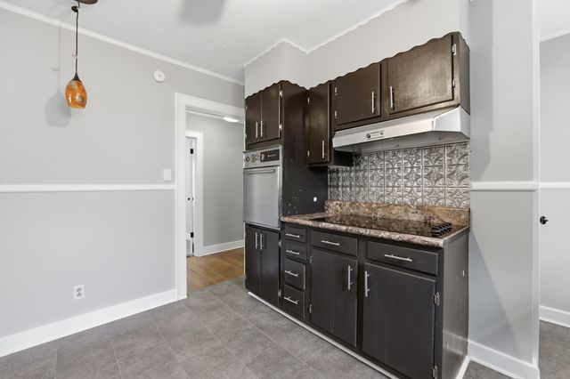 211 N St Marks Avenue, Chattanooga, TN 37411