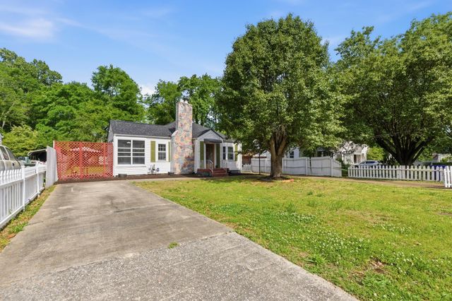211 N St Marks Avenue, Chattanooga, TN 37411