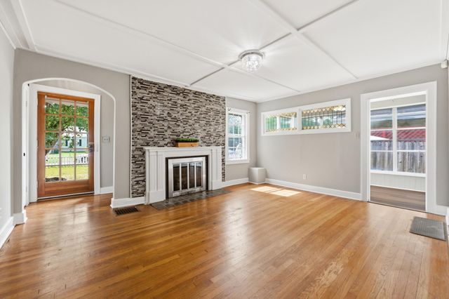 211 N St Marks Avenue, Chattanooga, TN 37411