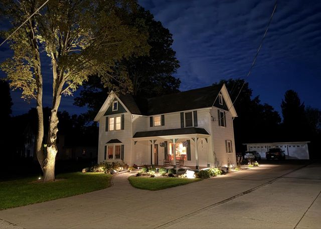 306 N Front STREET, Burlington, WI 53105