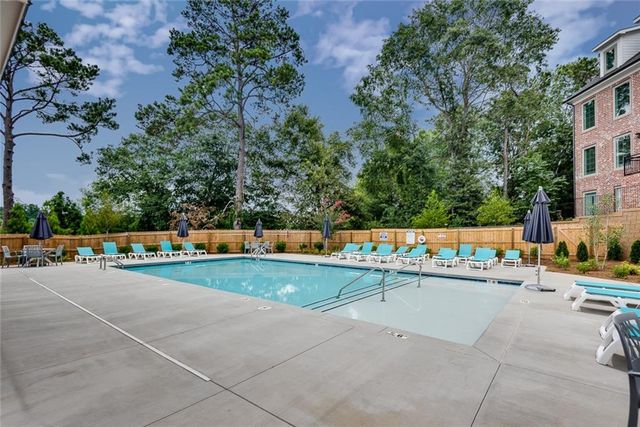 513 Burton Drive 808, Alpharetta, GA 30009