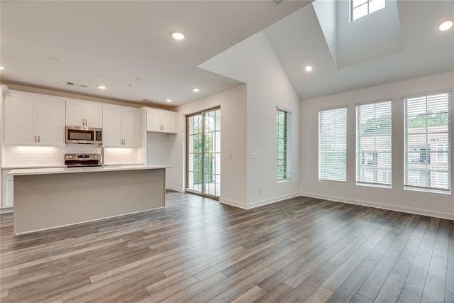 513 Burton Drive 808, Alpharetta, GA 30009