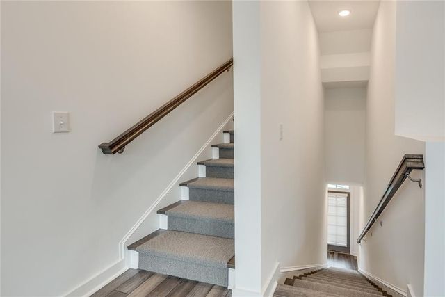 513 Burton Drive 808, Alpharetta, GA 30009