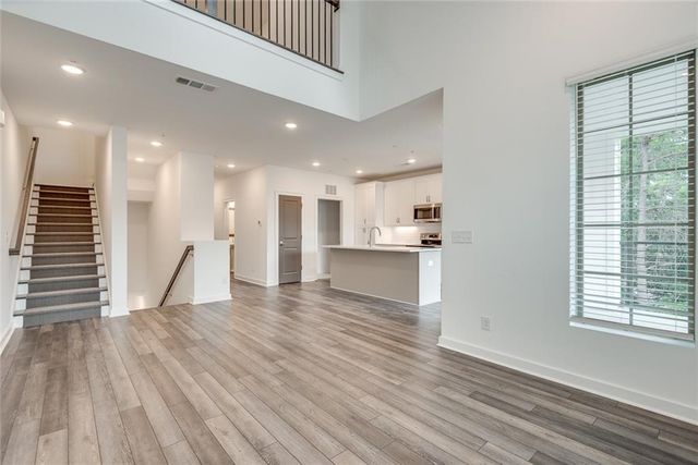 513 Burton Drive 808, Alpharetta, GA 30009