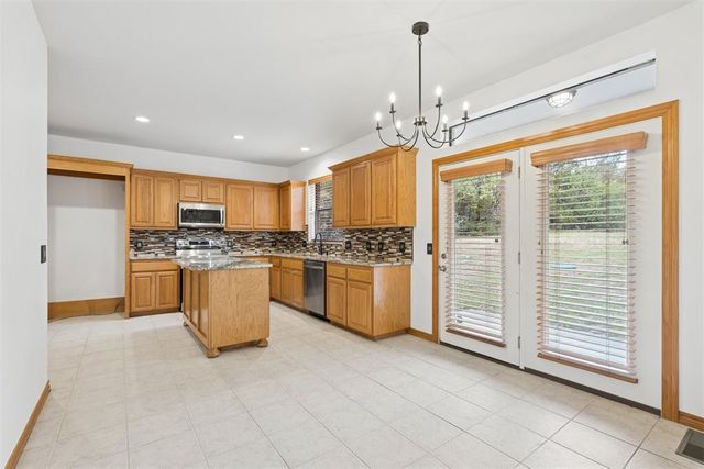 12222 Canyon Circle Circle, Guthrie, OK 73044