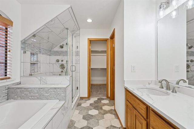 12222 Canyon Circle Circle, Guthrie, OK 73044