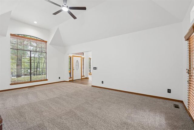 12222 Canyon Circle Circle, Guthrie, OK 73044